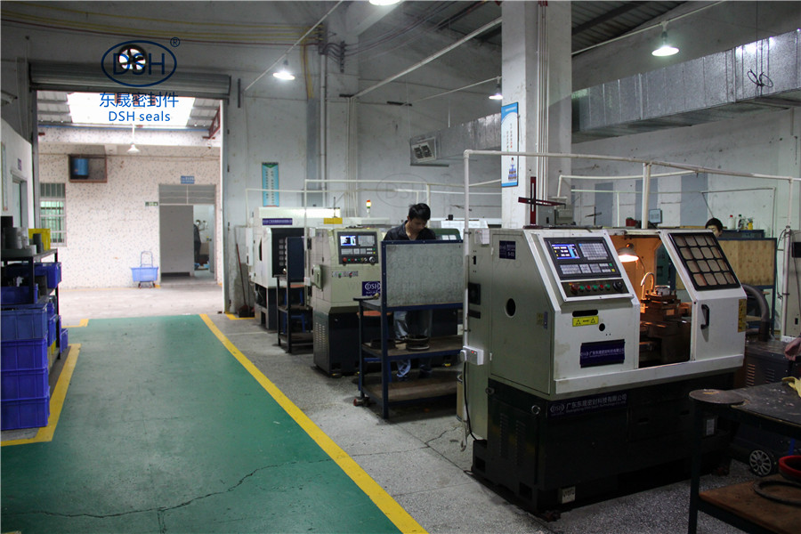 數(shù)控車床（自動(dòng)化機(jī)床；CNC lathe）